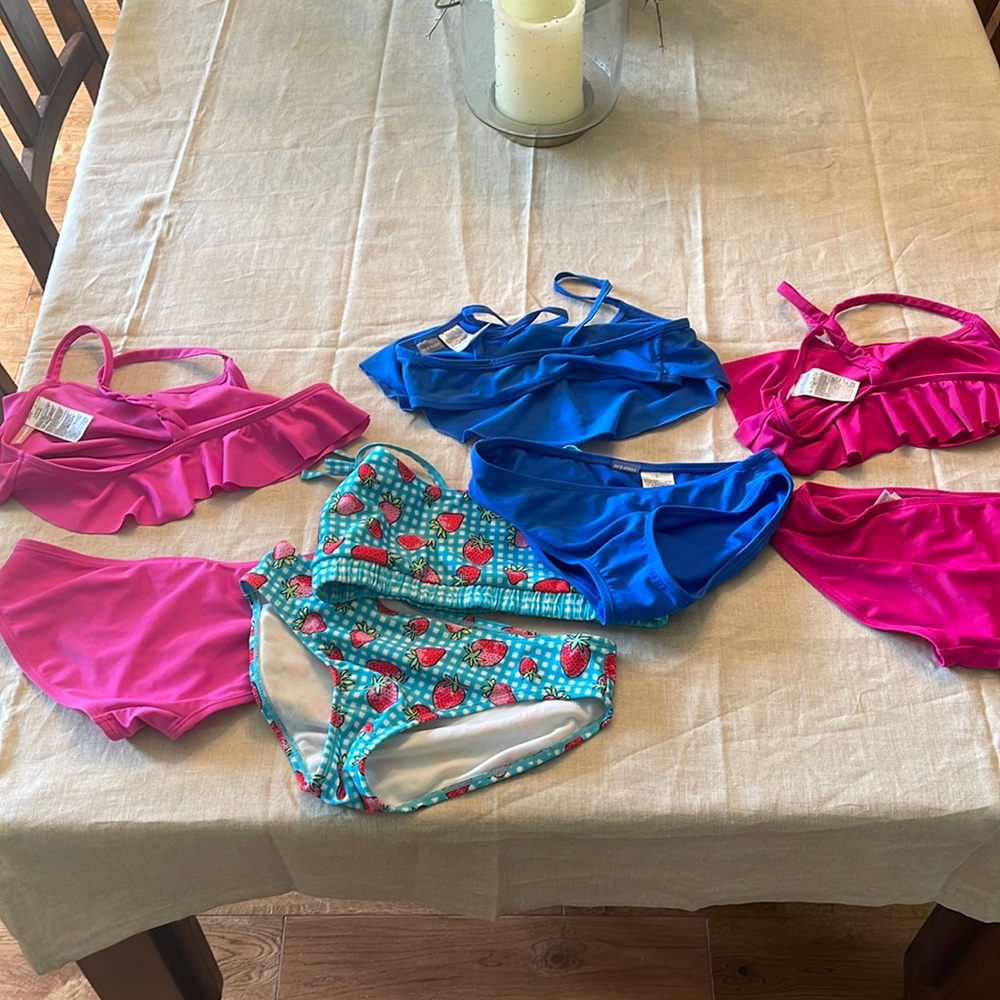 4 size large girls swim suits old navy and car and jack -sold as a set